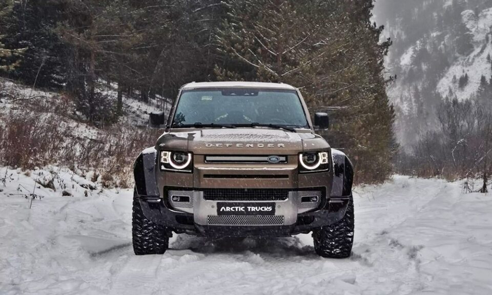 Land Rover Defender Pulse Το απόλυτο Land Rover Defender είναι της Arctic Trucks - Music Pulse